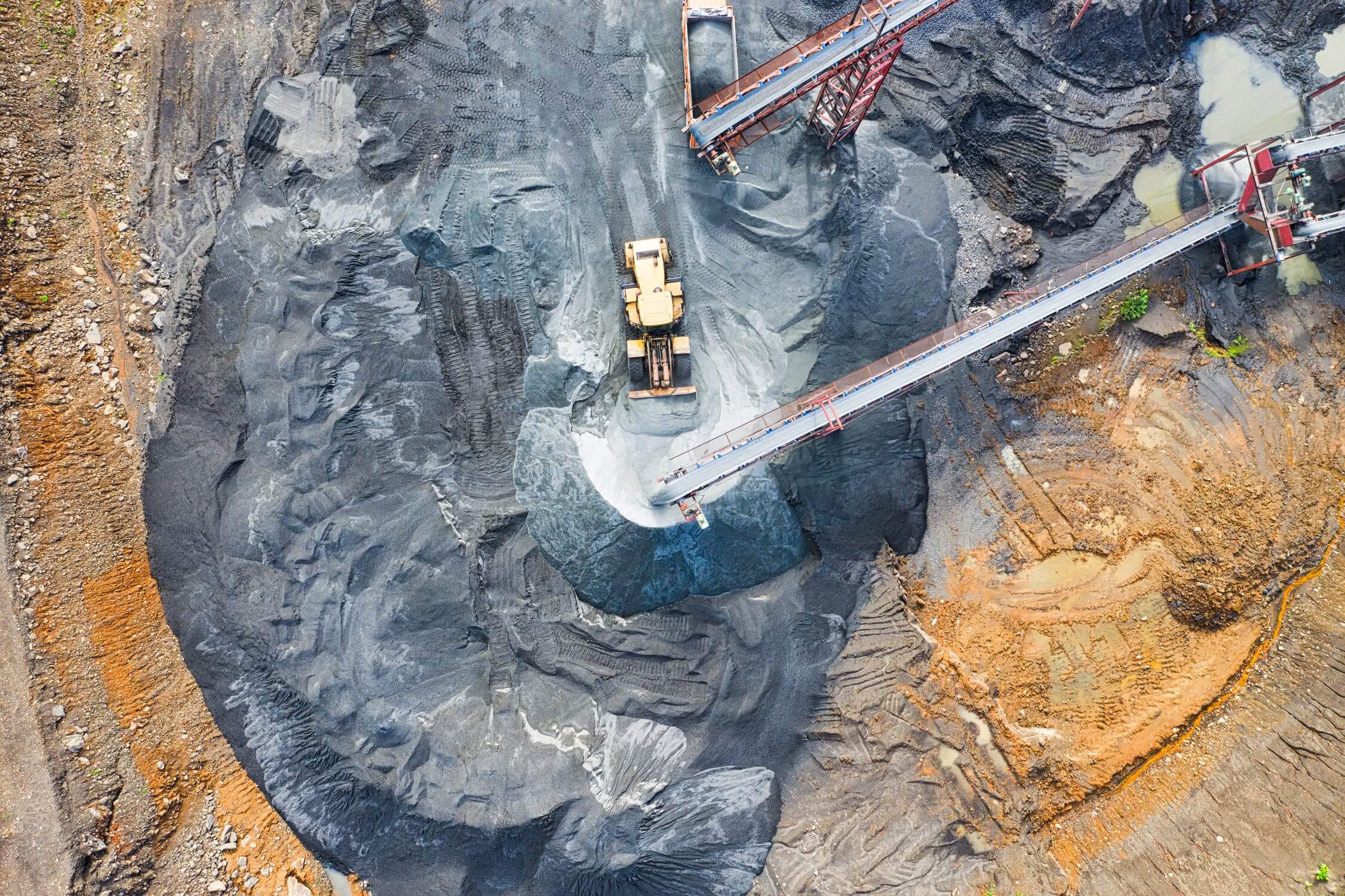  Drones are saving time, labor, and even preventing safety risks with their ability to scale tall buildings and observe otherwise difficult viewpoints, keeping workers out of harm’s way. 