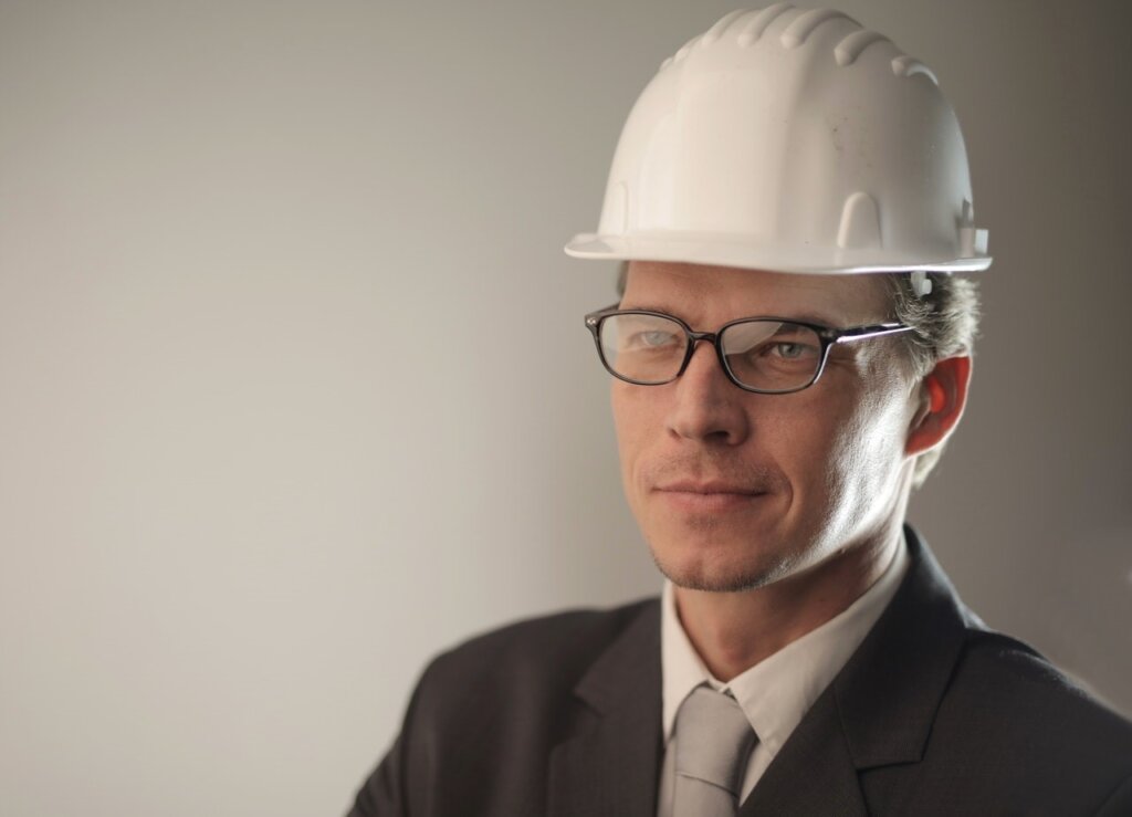 Make an informed career decision—be happier, healthier, and wealthier. Here are five good reasons to choose a career in construction.